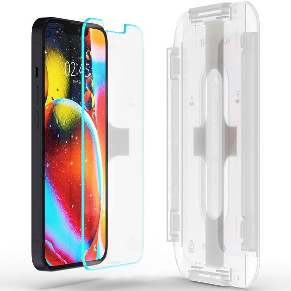 Spigen GLAStR EZ Fit Screenprotector 2 Pack + Applicator Apple iPhone 13 / 13 Pro / 14 / 16e