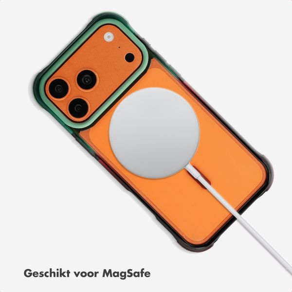 Selencia Gradient Backcover met MagSafe Apple iPhone 17 Pro - Groen / Bruin
