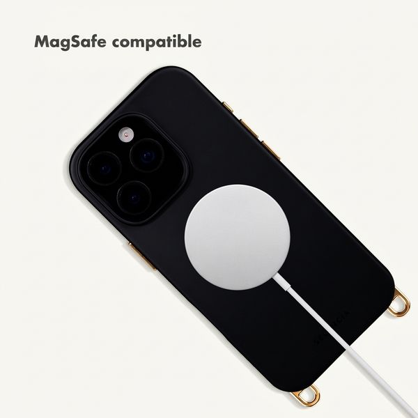 Selencia Rivièra MagSafe Back Cover with detachable hooks Apple iPhone 16 Pro Max - Velvet Black