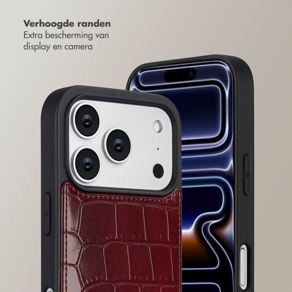 Selencia Nova Croco Telefoonhoes met Koord en Pashouder Apple iPhone 17 Pro - Burgundy
