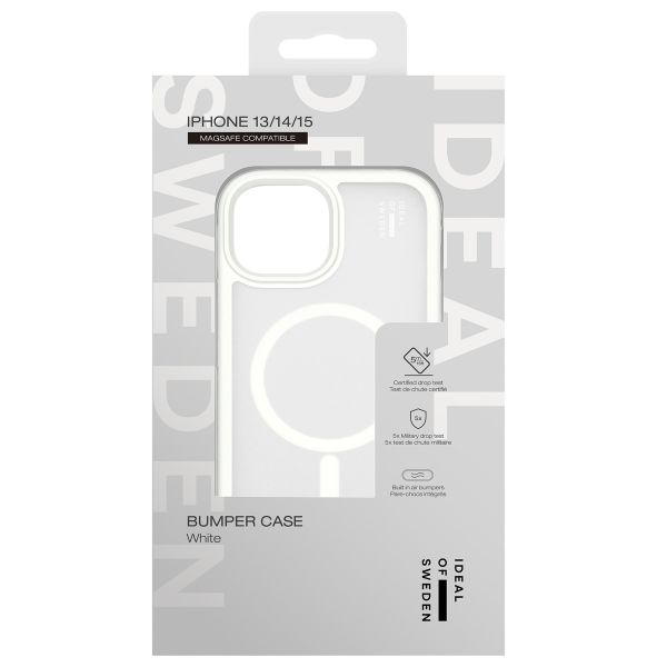 iDeal of Sweden Bumper Case MagSafe iPhone 15 - Cloudy White