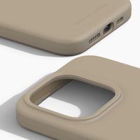 iDeal of Sweden Silicone Case met MagSafe Apple iPhone 15 Pro - Beige