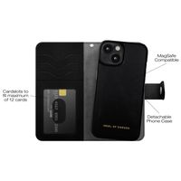 iDeal of Sweden Magnet Wallet+ Bookcase Apple iPhone 17e / 16e / 15 / 14 / 13 - Black