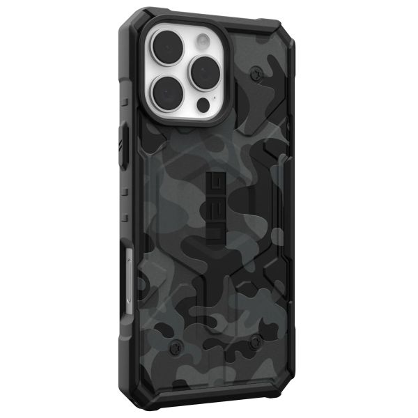 UAG Pathfinder Backcover Apple iPhone 16 Pro Max - Midnight Camo