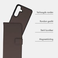 imoshion Uitneembare 2-in-1 Luxe Bookcase Samsung Galaxy S24 FE - Bruin
