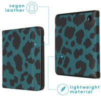 imoshion Design Slim Hard Case Sleepcover met stand Kobo Libra 2 / Tolino Vision 6 - Green Panther