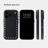 Selencia Studs Backcover met MagSafe Apple iPhone 18 Pro / 17 Pro - Velvet Black