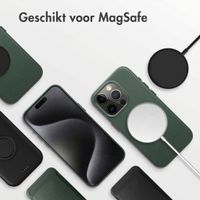 Accezz MagSafe Leather Backcover Apple iPhone 15 Pro Max - Cedar Green