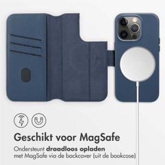 Accezz Leather Bookcase 2-in-1 met MagSafe Apple iPhone 14 Pro - Nightfall Blue