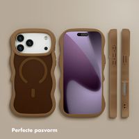Selencia Wavy Backcover met MagSafe Apple iPhone 17 Pro Max - Mocha Brown