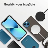 imoshion Color Backcover met afneembaar koord met MagSafe Apple iPhone 13 - Black Coffee