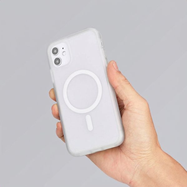 imoshion Color Guard Backcover met MagSafe Apple iPhone 11 - Wit