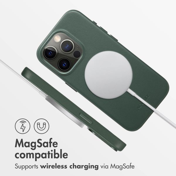 Accezz Leather Back Cover with MagSafe Apple iPhone 15 Pro - Cedar Green