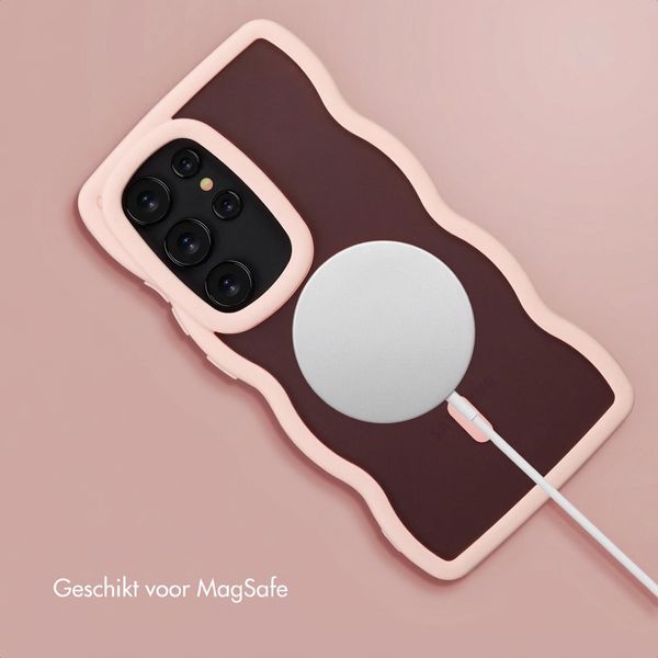 Selencia Wavy Backcover met MagSafe Samsung Galaxy S24 Ultra - Soft Pink