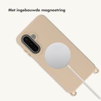 Selencia Rivièra MagSafe Backcover met afneembare haakjes Samsung Galaxy A17 (5G) / (4G) - Milky Latte