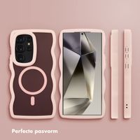Selencia Wavy Backcover met MagSafe Samsung Galaxy S24 Ultra - Soft Pink