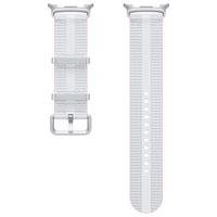 Samsung Originele Athleisure Band Samsung Galaxy Watch 8 (40/44mm) / Classic (46mm) - M/L - Wit