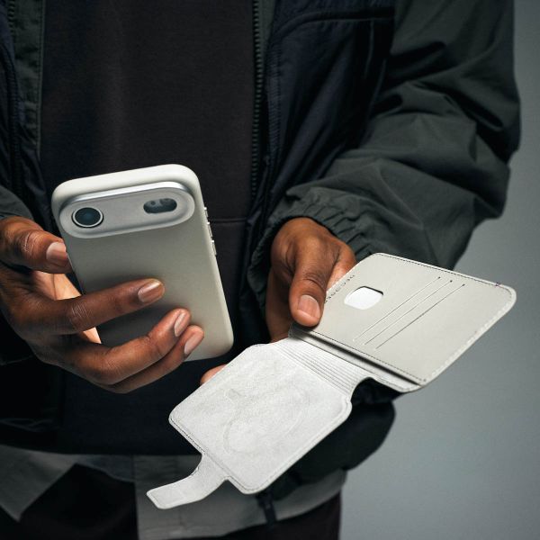 Decoded 2 in 1 Leather Detachable Wallet MagSafe Apple iPhone 17 Pro Max - Zwart