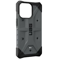 UAG Pathfinder Backcover Apple iPhone 13 Pro - Silver
