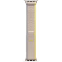 Apple Trail Loop Band Apple Watch Series 1 t/m 11 / SE / Ultra (44/45/46/49 mm) - Maat M/L - Geel / Beige