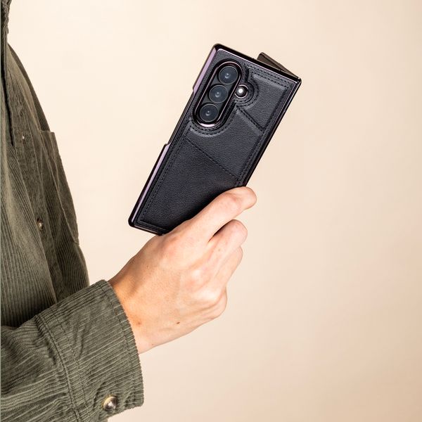 imoshion Kunstleren MagSafe Backcover met Pashouder Samsung Galaxy Z Fold 8 Ultra - Zwart