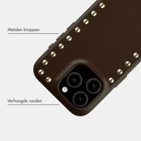 Selencia Studs Backcover met MagSafe Apple iPhone 15 Pro - Cacao Crush