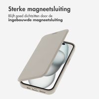 imoshion Transparante Bookcase met MagSafe Apple iPhone 15 - Beige