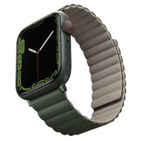 Uniq Revix dubbelzijdig bandje Apple Watch Series 1 t/m 11 / SE / Ultra (44/45/46/49 mm) - Pine (Green/Taupe)