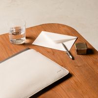 Accezz Leather laptop sleeve 16 inch - Beige