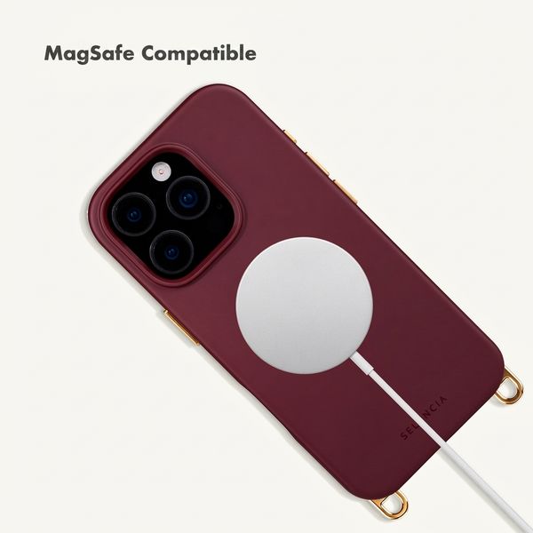 Selencia Rivièra MagSafe Back Cover with detachable hooks Apple iPhone 16 Pro - Bold Burgundy