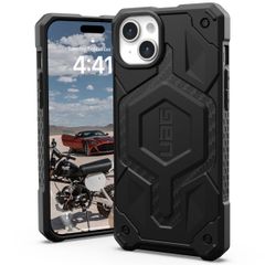 UAG Monarch Pro Backcover iPhone 15 Plus - Carbon Fiber