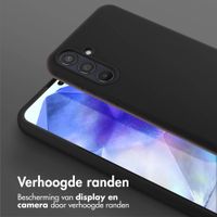 Selencia Siliconen hoesje met afneembaar koord Samsung Galaxy A55 - Zwart