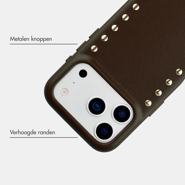 Selencia Studs Backcover met MagSafe Apple iPhone 17 Pro - Cacao Crush