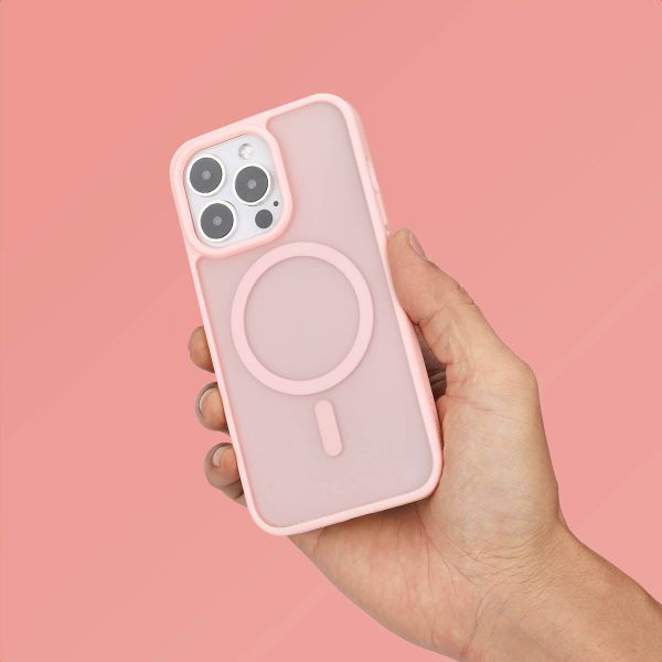 imoshion Colour Guard Back Cover with MagSafe Apple iPhone 13 Pro - Light Pink