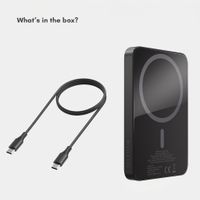Selencia Vivid Powerbank 5,000 mAh - Wireless Powerbank - Compatible with MagSafe and Qi - Black / Vintage Peony