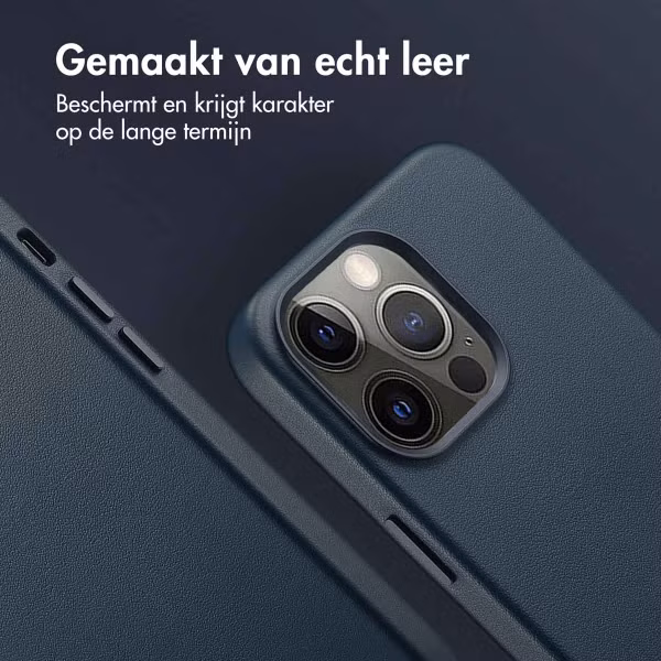 Accezz MagSafe Leather Backcover Apple iPhone 13 Pro - Nightfall Blue