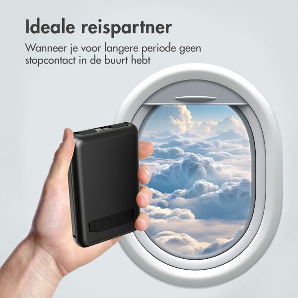 imoshion 4-in-1 MagSafe Powerbank met standaard 10.000 mAh - Power Delivery - iPhone / AirPods / Apple Watch - Zwart