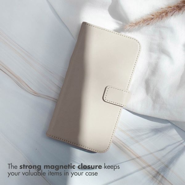 Selencia Genuine Leather Book Case Apple iPhone 16 - Greige