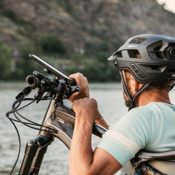 SP Connect Bike Bundle II - Telefoonhouder fiets Apple iPhone 13 - Zwart