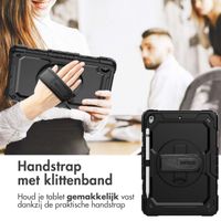 Accezz Rugged Backcover met schouderstrap Apple iPad 9 (2021) 10.2 inch / iPad 8 (2020) 10.2 inch / iPad 7 (2019) 10.2 inch - Zwart