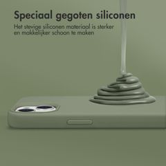 Accezz Liquid Silicone Backcover met MagSafe Samsung Galaxy S26 Ultra - Cooper Green