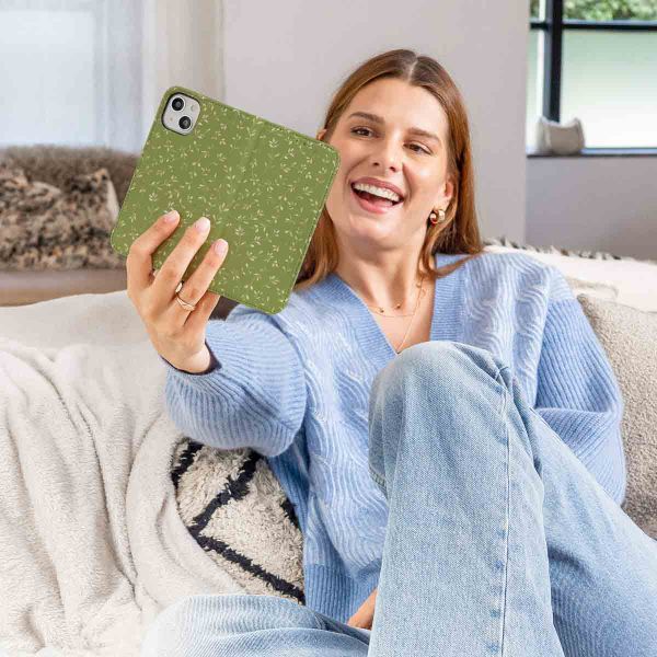 imoshion Design Bookcase iPhone SE (2022 / 2020) / 8 / 7 / 6(s) - Green Flowers