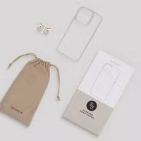 Selencia Backcover met afneembare haakjes Apple iPhone 16 Pro - Transparant