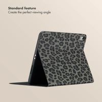 Selencia Sabi Bookcase with Leopard Print Apple iPad 11 (2025) 11 inch A16 / iPad 10 (2022) 10.9 inch - Midnight Black
