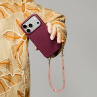 Selencia Rivièra MagSafe Backcover met afneembare haakjes Apple iPhone SE (2022 / 2020) / 8 / 7 - Bold Burgundy