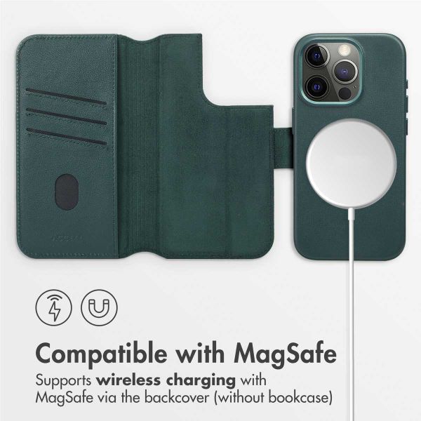 Accezz 2-in-1 Leather Bookcase with MagSafe Apple iPhone 15 Pro - Cedar Green
