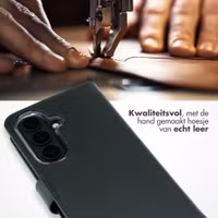 Selencia Echt Leren Bookcase Samsung Galaxy S26 Plus - Groen