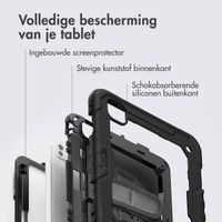 Accezz Rugged Backcover met schouderstrap Apple iPad Pro 11 (2024) M4 - Zwart