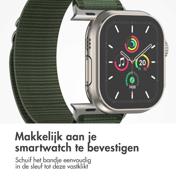 imoshion Nylon Alpine bandje Apple Watch Series 1 t/m 9 / SE (38/40/41 mm) | Series 10 / 11 (42 mm) - Groen