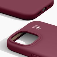 iDeal of Sweden Silicone Case met MagSafe Apple iPhone 17e / 16e / 15 / 14 / 13 - Fine Wine